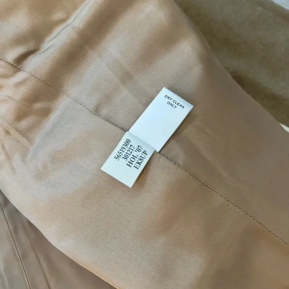 Banana Republic Camel Wool Blend Peacoat Jacket - Picture 7 of 9